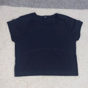 Lululemon Short Sleeved Cropped T-Shirt - navy